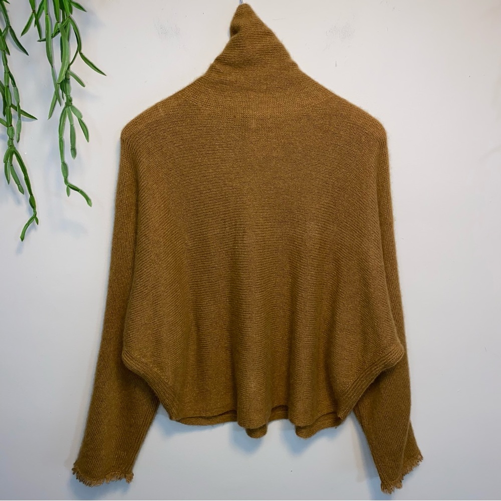 Vince Wool & Cashmere Camel Color Turtleneck - Picture 2 of 11